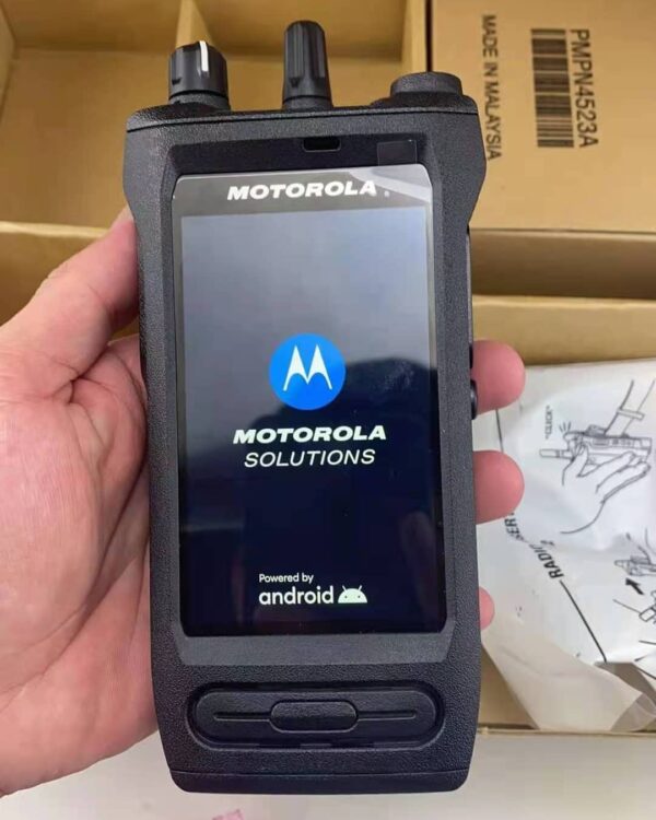 MOTOROLA MOTOTRBO ION Smart Radio 400-527Mhz LTE
